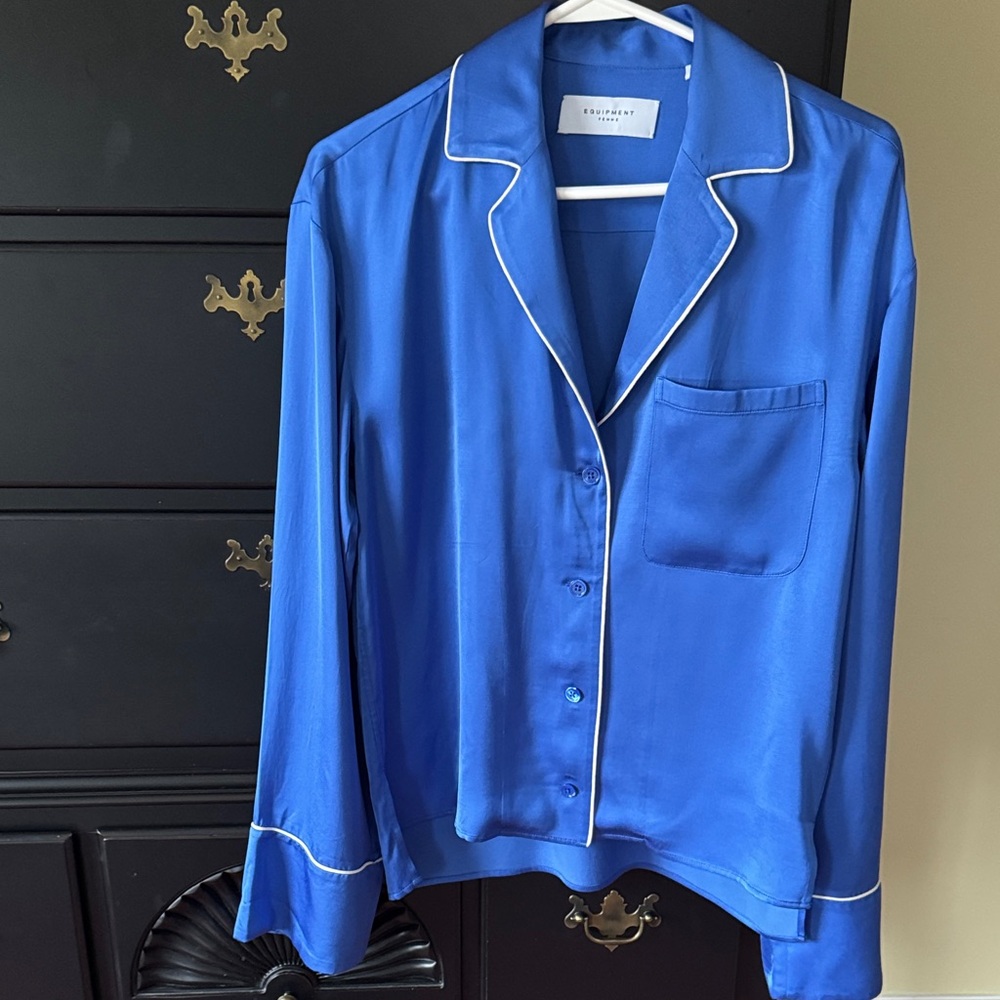 NWOT EQUIPMENT TOP, xs